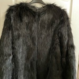 Blk fake fur coat